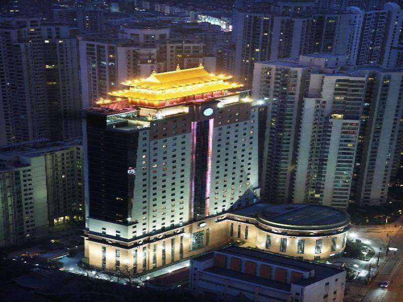 Courtyard By Marriott Shanghai Xujiahui Esterno foto