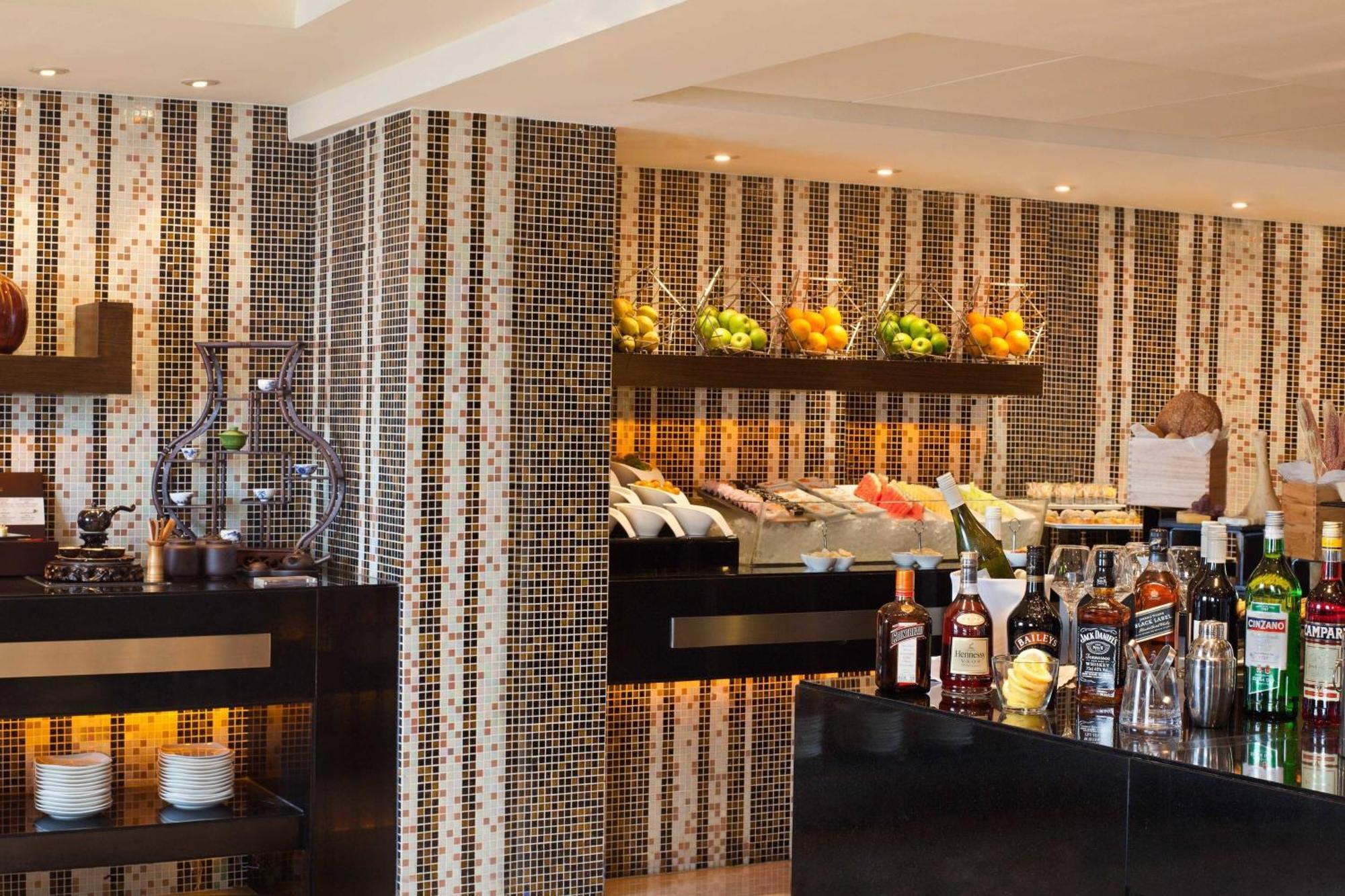 Courtyard By Marriott Shanghai Xujiahui Esterno foto